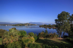 Отель Kontokali Lake House  Гувия